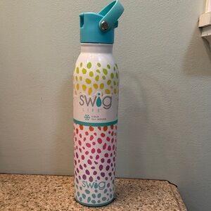 Swig Life Colorful Confetti Water Bottle NWT